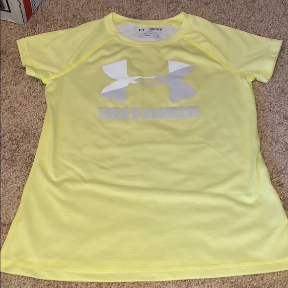 under armour girls tops